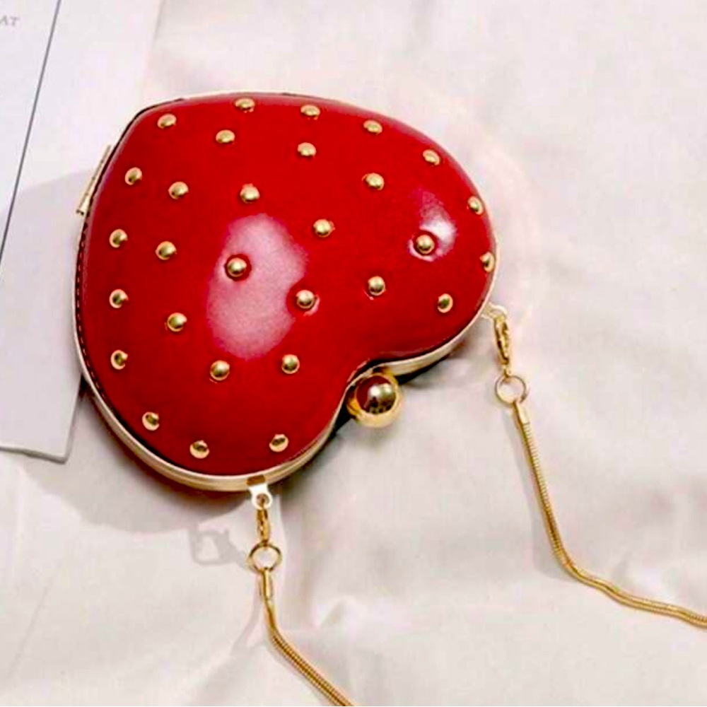 NWOT Strawberry Heart Shaped Chain Crossbody Bag - Picture 2 of 5